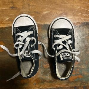 Converse All-Stars size 8 toddler